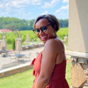 Meet your Posher, Natasha